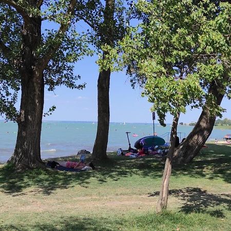 Onebeach Apartman Siofok Dış mekan fotoğraf